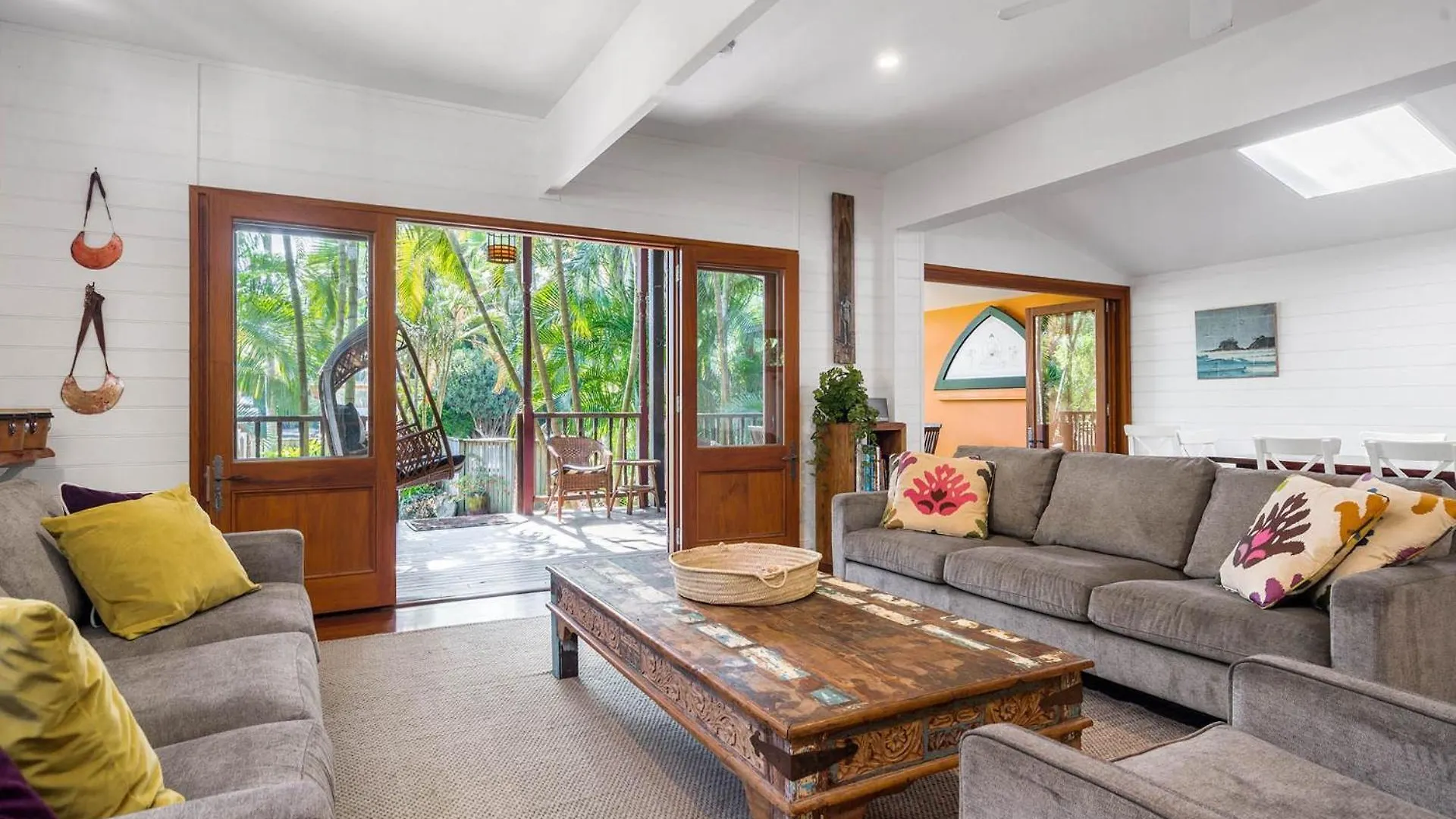 A Perfect Stay - Longhouse Byron Bay